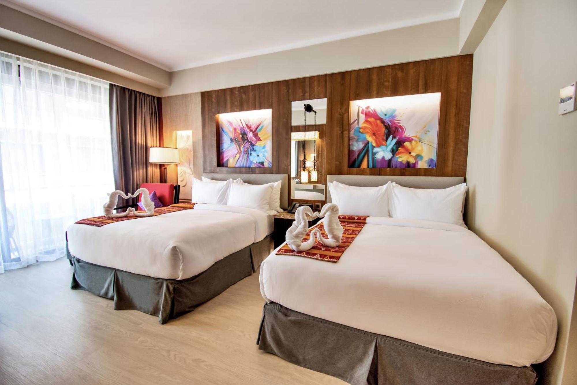 Mandarin Bay Resort And Spa Balabag  外观 照片