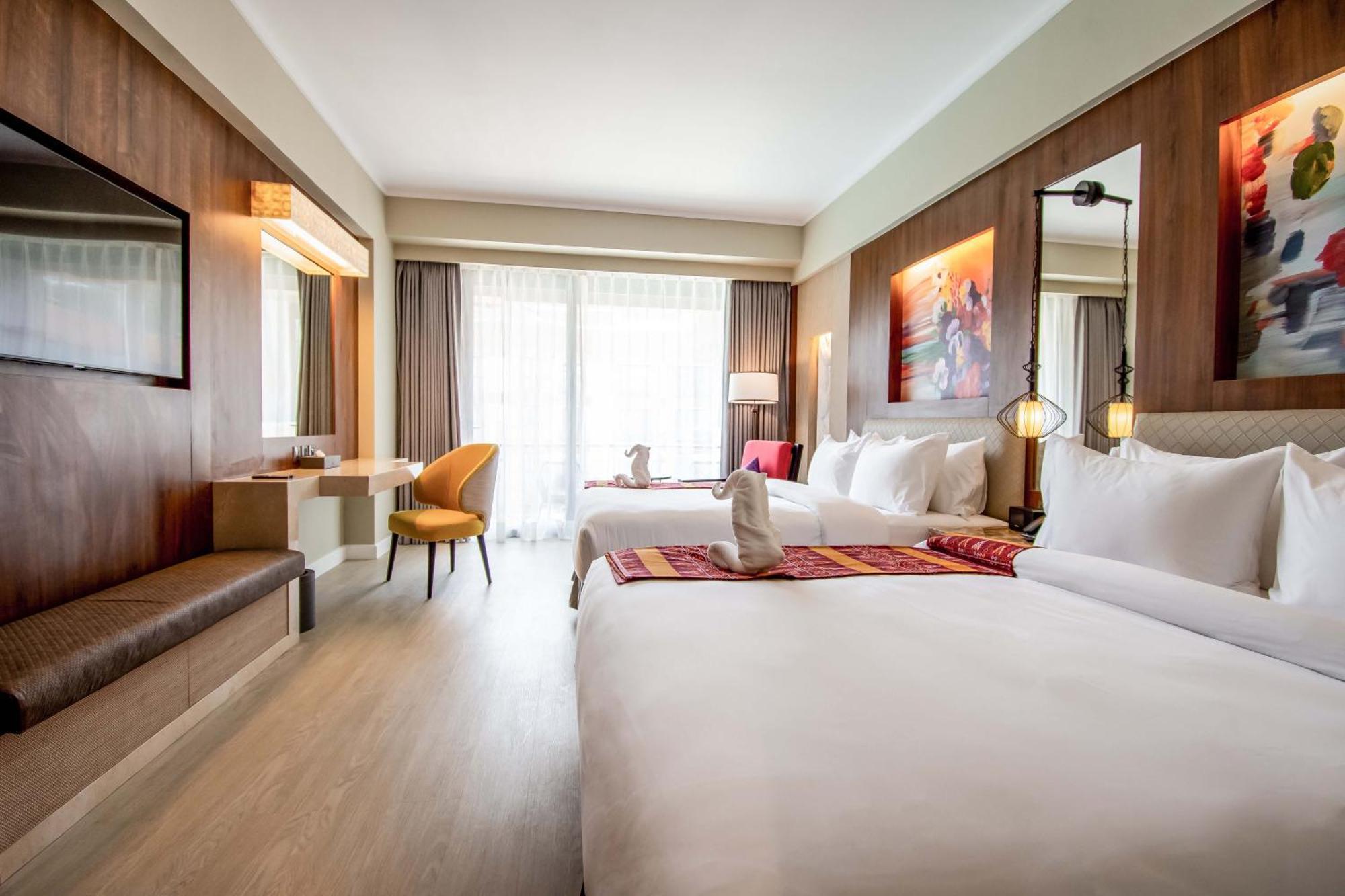 Mandarin Bay Resort And Spa Balabag  外观 照片